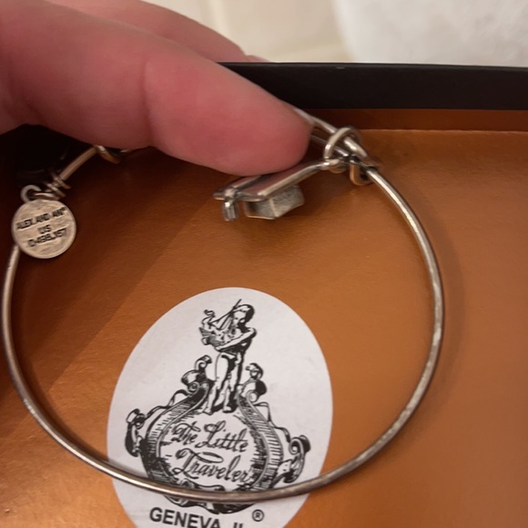Set of 6 Alex and Ani bracelets - Picture 8 of 8